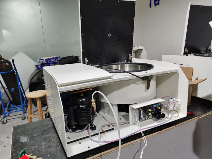 Centrifuge Machine Manufacturing 5 705x529 - Floor Centrifuge