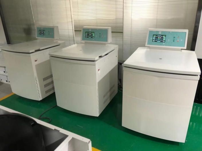 Centrifuge Machine Manufacturing 6 705x529 - Floor Centrifuge