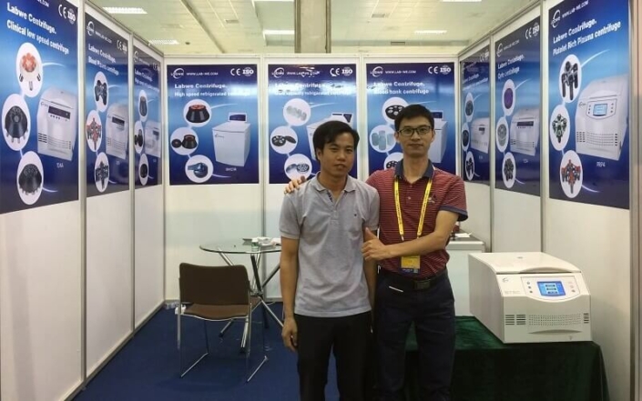 Plen Medical Exhibition 1 705x441 - Floor Centrifuge