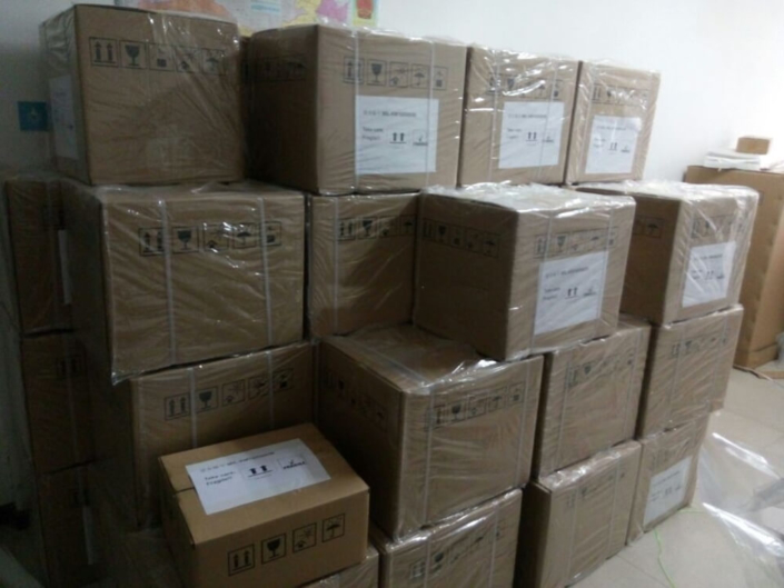 veterinary ultrasound machines packing 3 705x529 - About